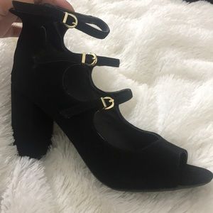 Size 7 chunky heels